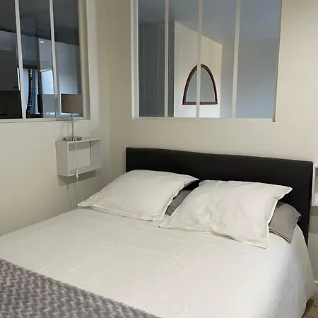 Bed & Breakfast Essen'ciel Nimes